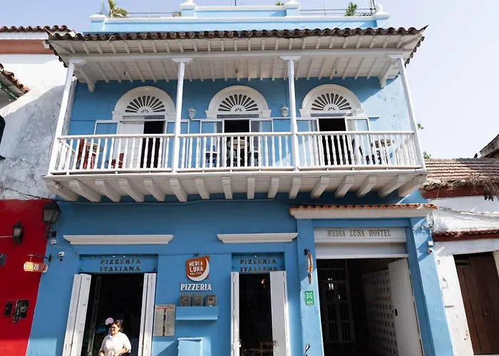 Media Luna Hostel Cartagena